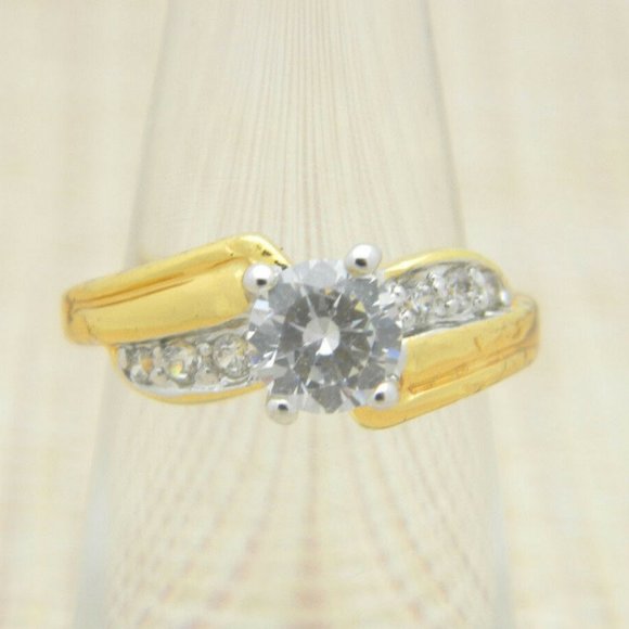 Vintage Jewelry - RBC Clear Rhinestone Cubic Zirconia Solitaire Ring